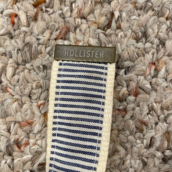 Hollister Logo Blue and Creme Striped Canvas Belt - Picture 4 of 4